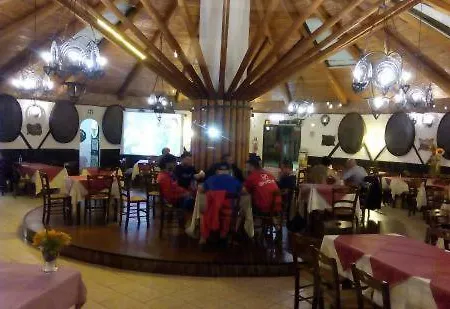 Cucaracha Apartament Katania