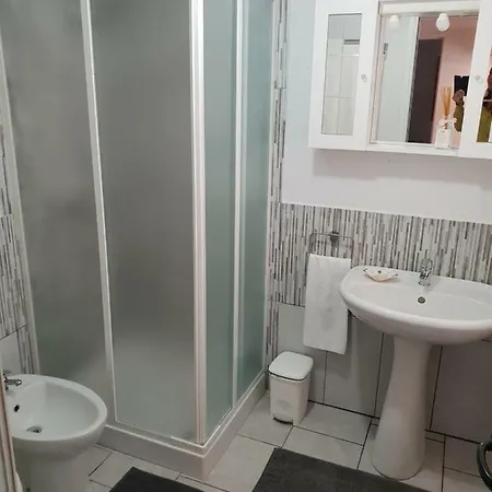 Cucaracha Appartement *